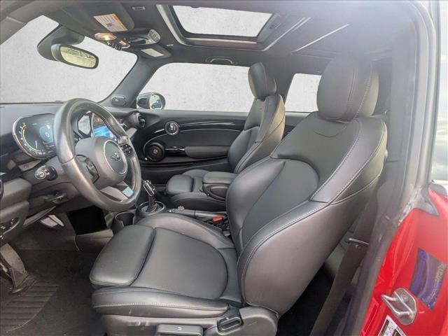 used 2022 MINI Hardtop car, priced at $23,498