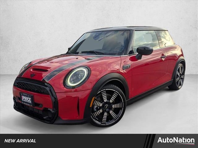 used 2022 MINI Hardtop car, priced at $23,498