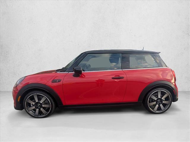 used 2022 MINI Hardtop car, priced at $23,498