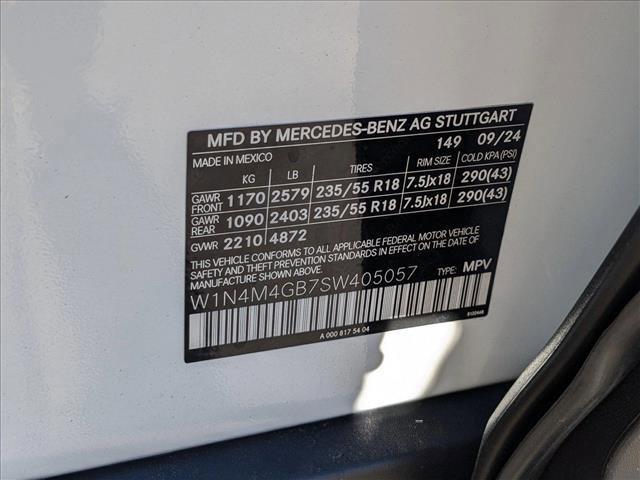 used 2025 Mercedes-Benz GLB 250 car, priced at $40,777