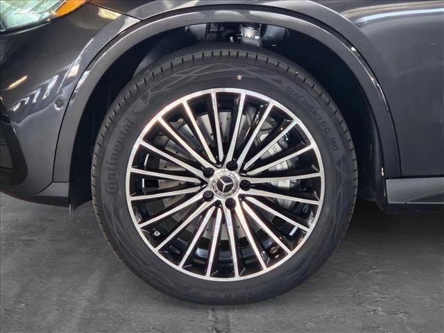 new 2025 Mercedes-Benz GLC 300 car, priced at $59,800