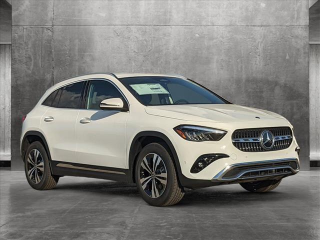 new 2025 Mercedes-Benz GLA 250 car, priced at $46,815