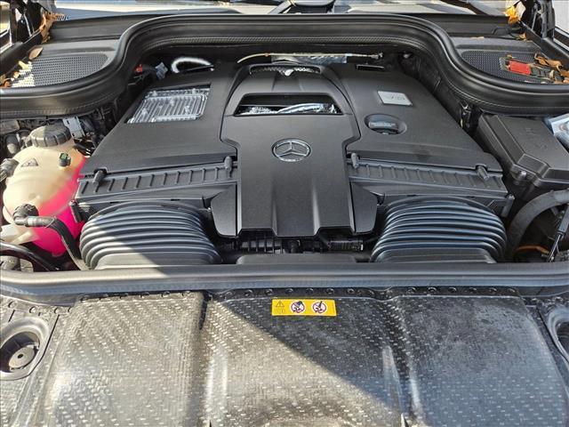 new 2025 Mercedes-Benz GLS 580 car, priced at $119,095