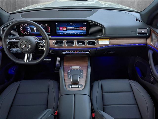 new 2025 Mercedes-Benz GLS 450 car, priced at $98,875