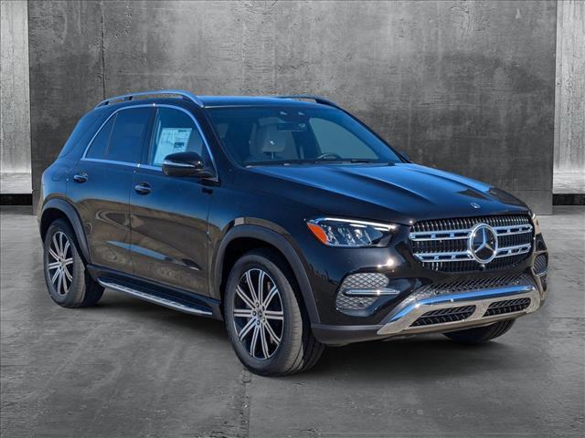 new 2025 Mercedes-Benz GLE 450 car, priced at $81,195