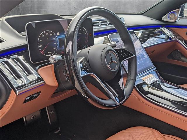 new 2025 Mercedes-Benz Maybach S 580 car, priced at $215,295