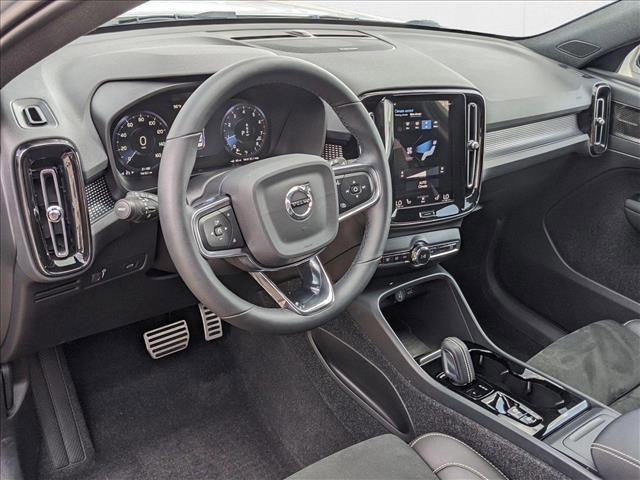 used 2022 Volvo XC40 car, priced at $28,081
