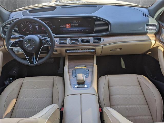 new 2025 Mercedes-Benz GLE 580 car, priced at $104,895