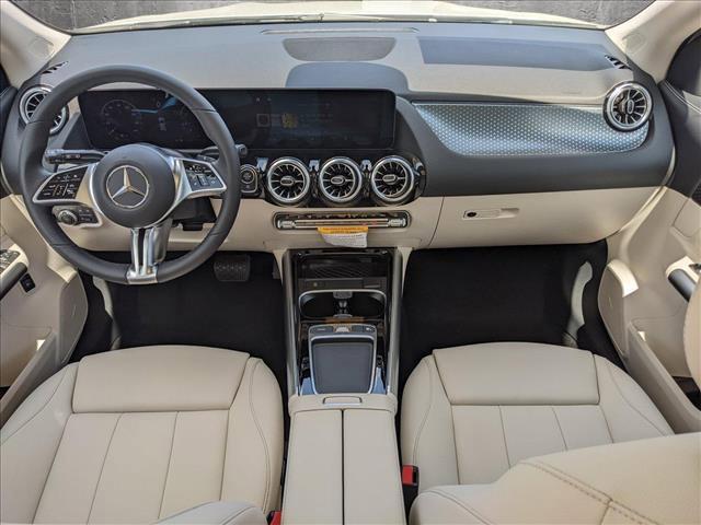 new 2025 Mercedes-Benz GLA 250 car, priced at $48,315