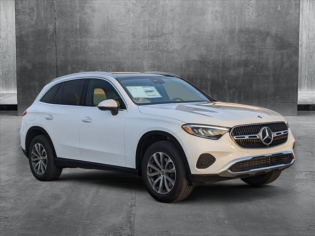 new 2025 Mercedes-Benz GLC 300 car, priced at $57,665