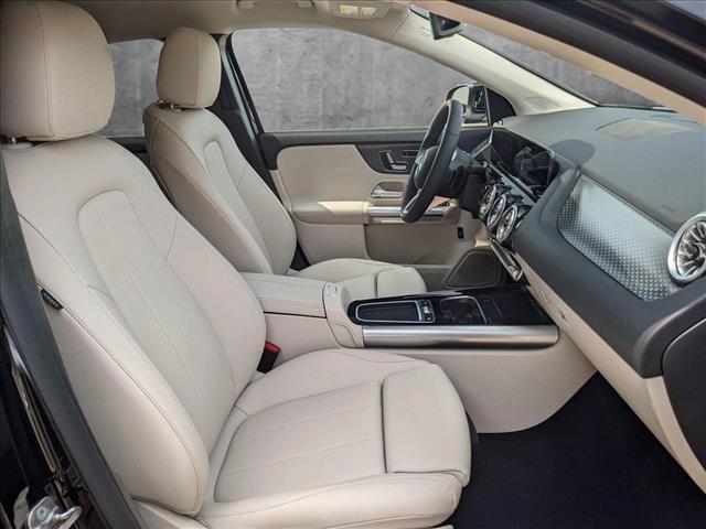 used 2025 Mercedes-Benz GLA 250 car, priced at $37,777