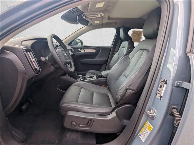 used 2020 Volvo XC40 car, priced at $27,181