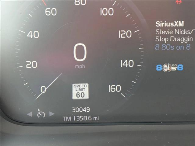 used 2020 Volvo XC40 car, priced at $27,181