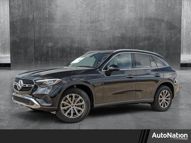 new 2025 Mercedes-Benz GLC 300 car, priced at $54,550