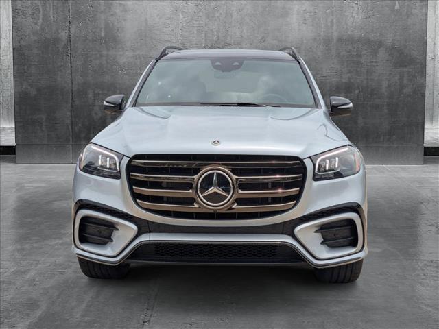 new 2025 Mercedes-Benz GLS 580 car, priced at $124,800