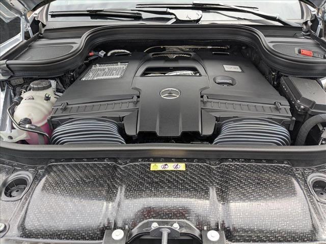 new 2025 Mercedes-Benz GLS 580 car, priced at $124,800