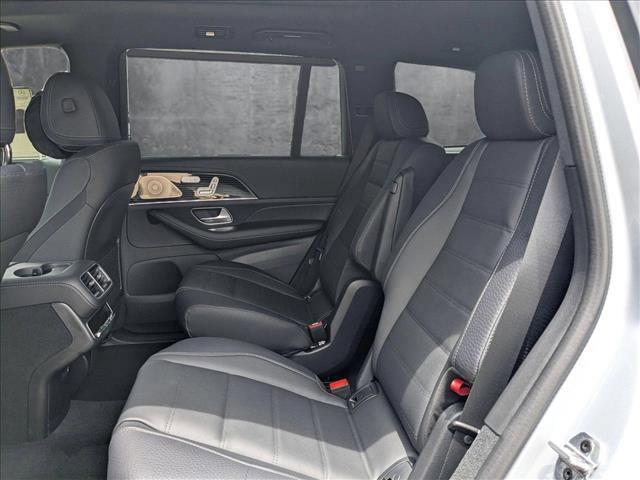 new 2025 Mercedes-Benz GLS 580 car, priced at $124,800