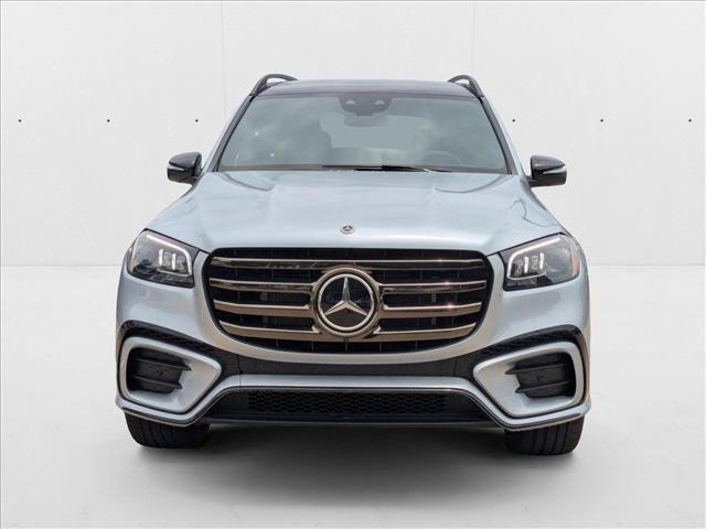 new 2025 Mercedes-Benz GLS 580 car, priced at $124,800