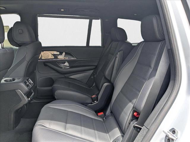 new 2025 Mercedes-Benz GLS 580 car, priced at $124,800