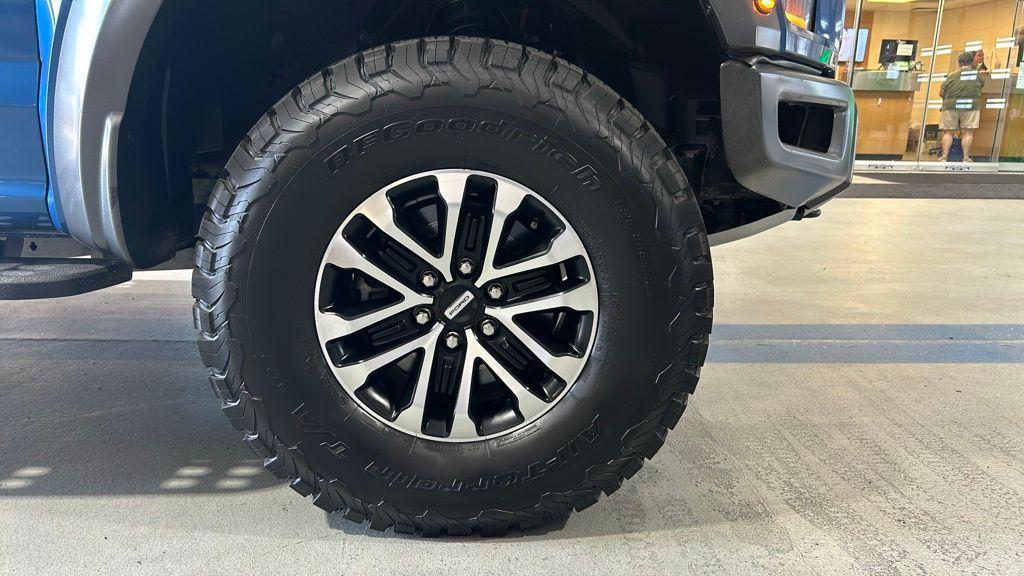 used 2020 Ford F-150 car, priced at $52,000