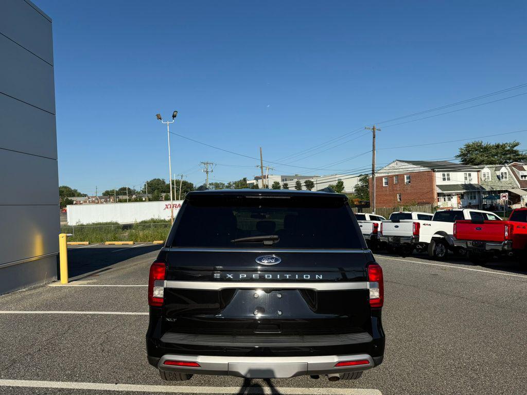 used 2022 Ford Expedition car, priced at $46,000