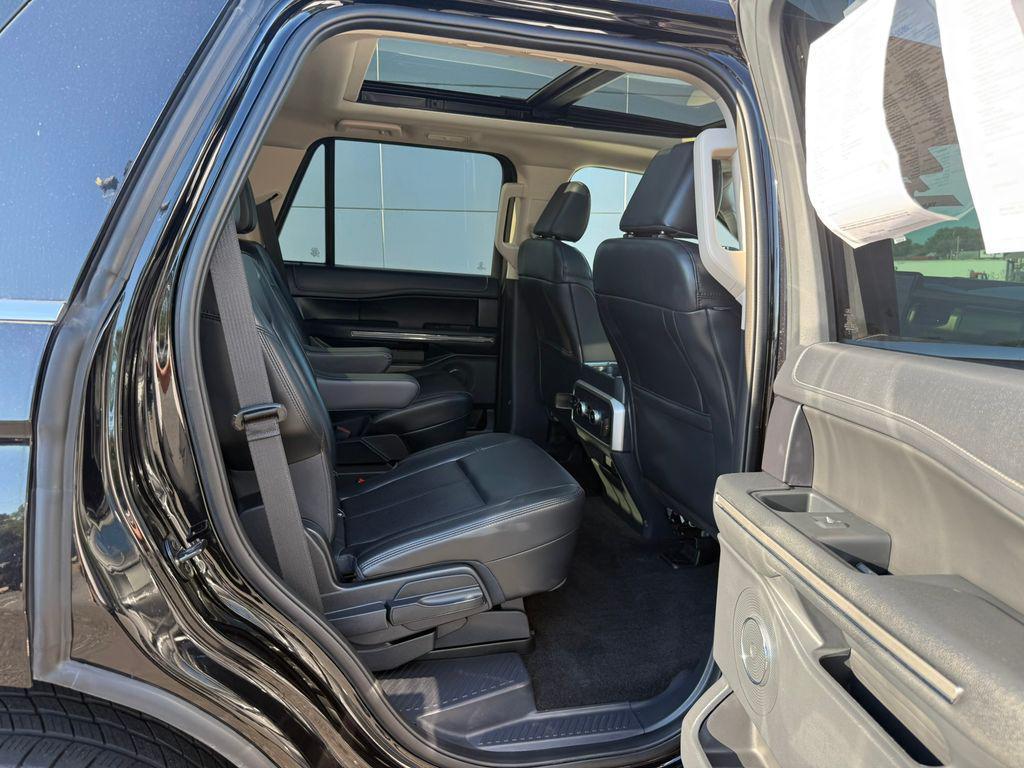 used 2022 Ford Expedition car, priced at $46,000