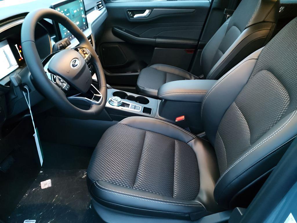 new 2024 Ford Escape PHEV car, priced at $32,195