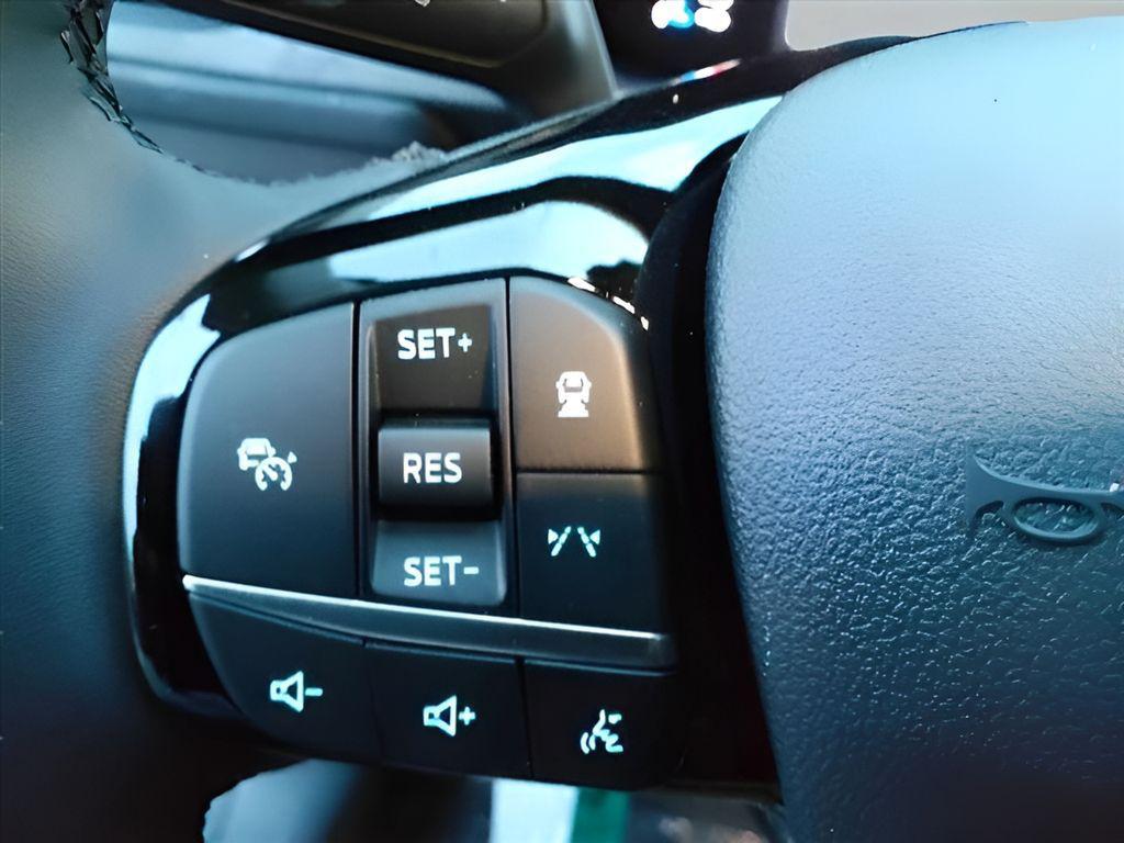 new 2024 Ford Escape PHEV car, priced at $32,195