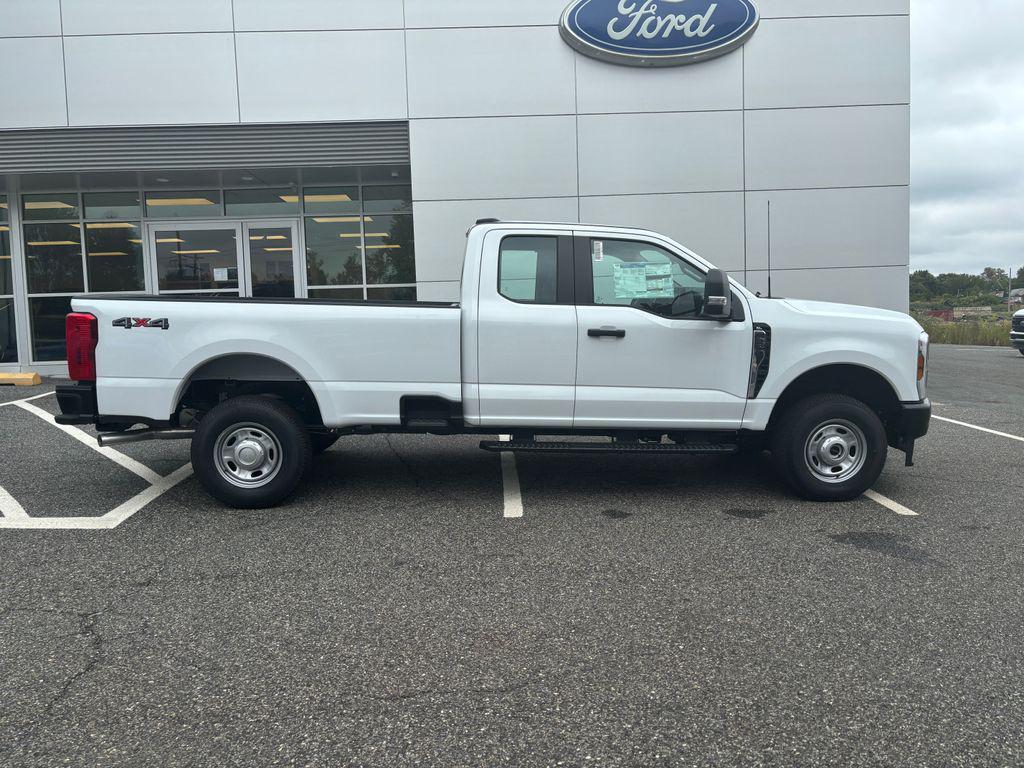 new 2025 Ford F-250 car, priced at $49,616