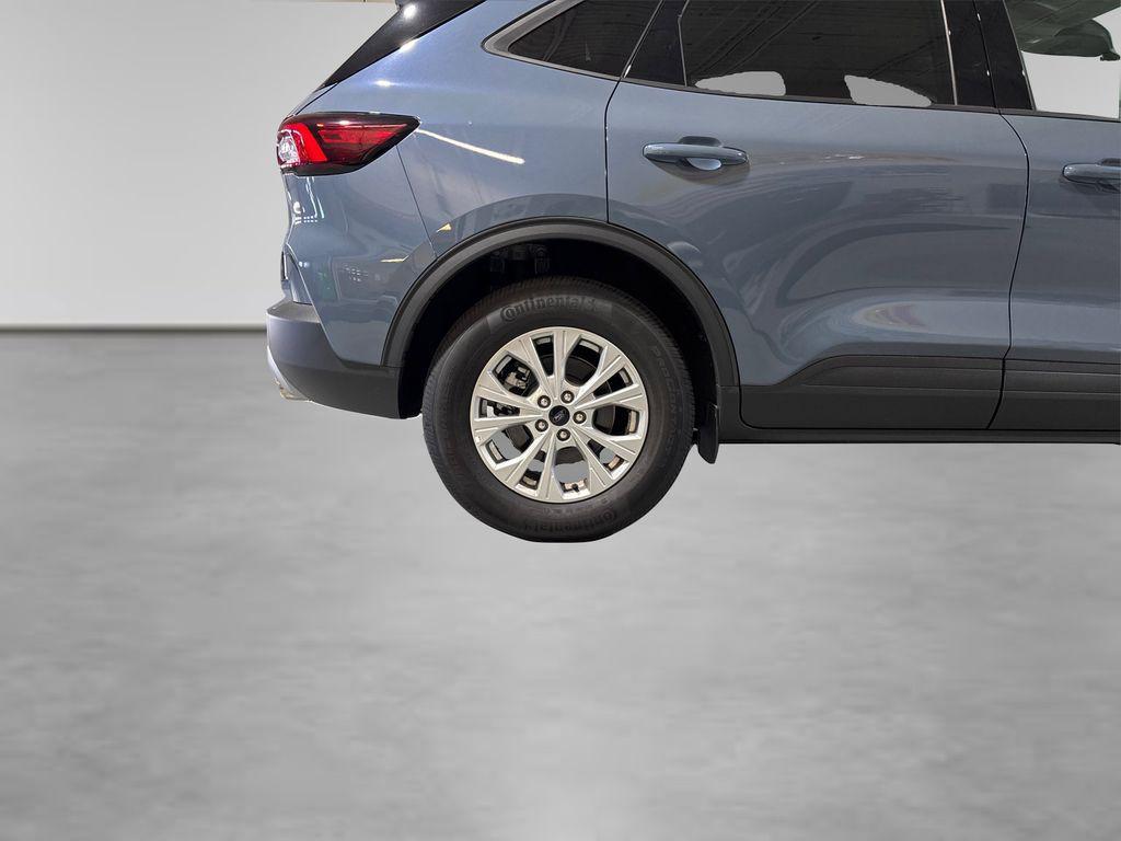 used 2025 Ford Escape car, priced at $28,000