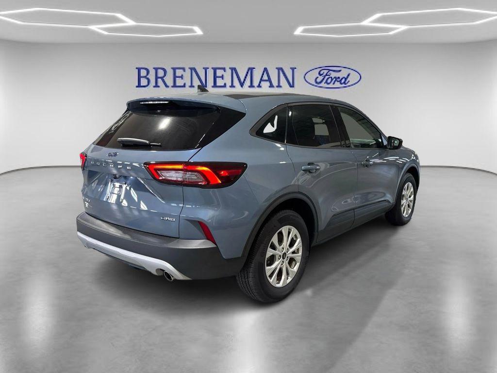 used 2025 Ford Escape car, priced at $28,000
