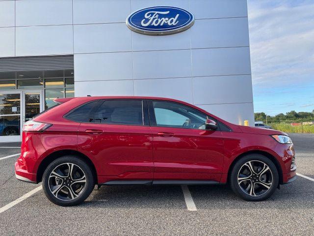 used 2021 Ford Edge car, priced at $27,000