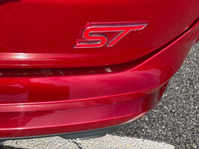used 2021 Ford Edge car, priced at $27,000