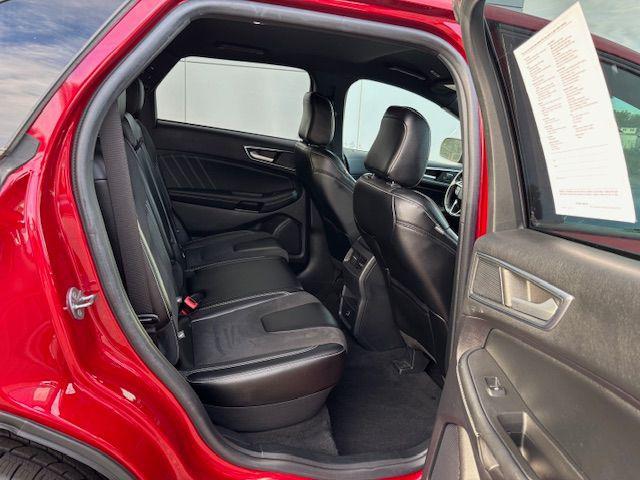 used 2021 Ford Edge car, priced at $27,000