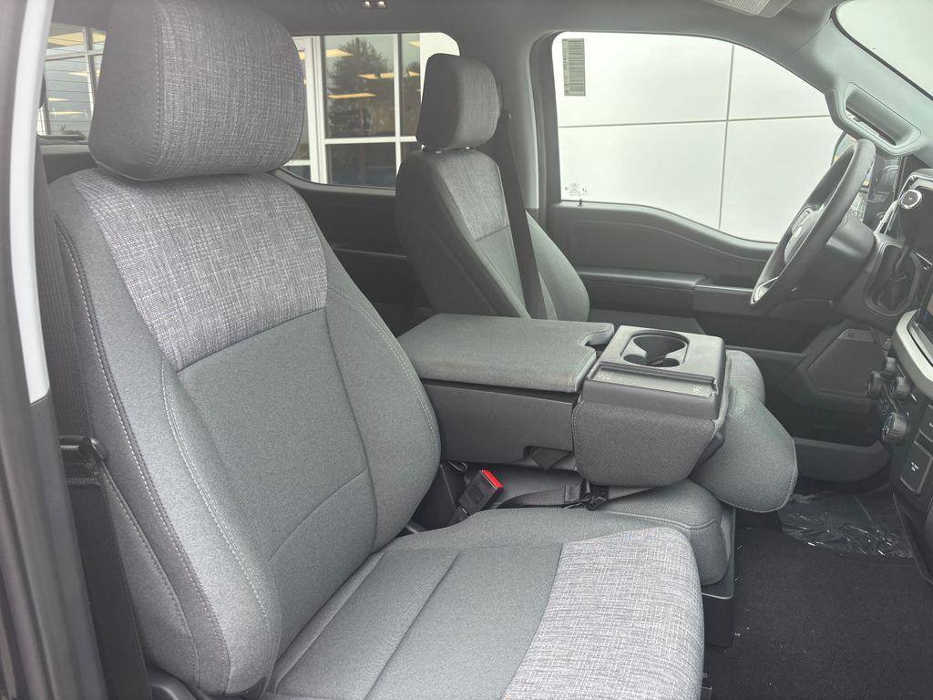 new 2024 Ford F-250 car, priced at $68,504