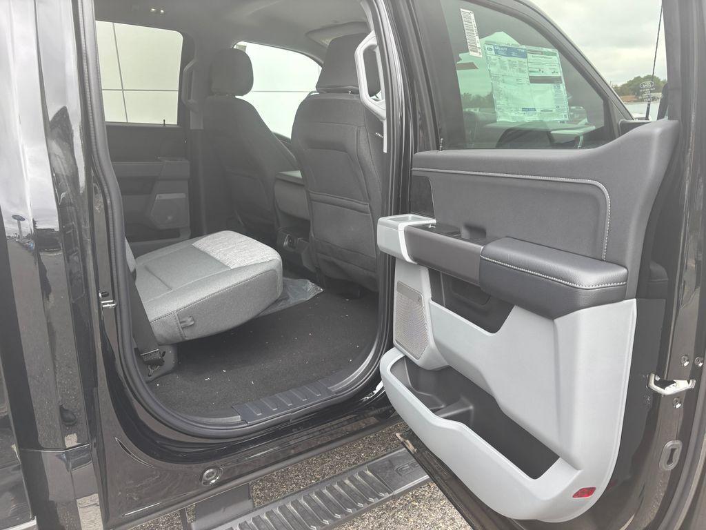 new 2024 Ford F-250 car, priced at $68,504