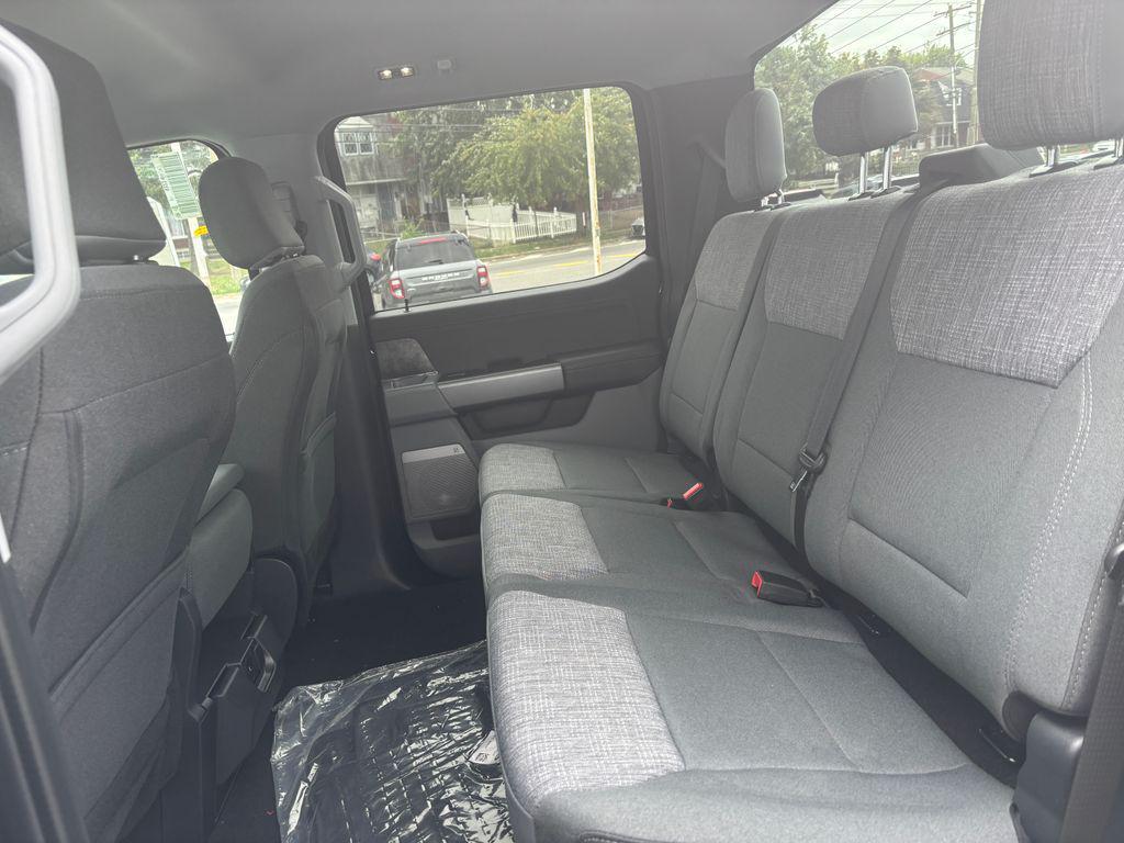 new 2024 Ford F-250 car, priced at $68,504