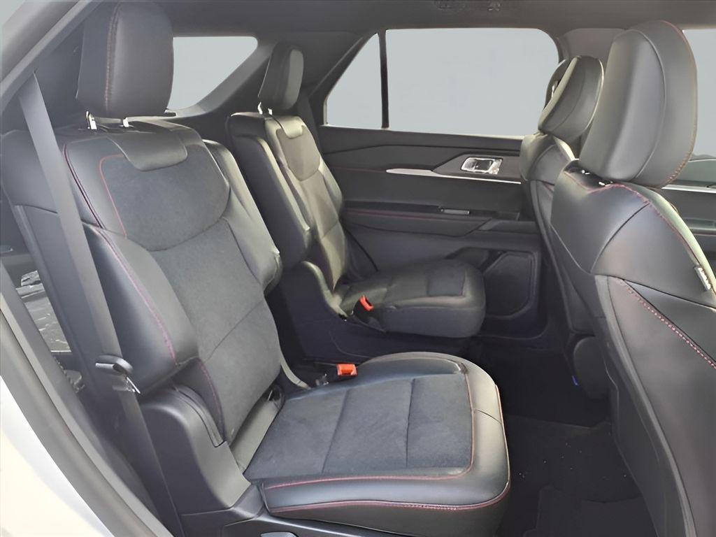 new 2025 Ford Explorer car, priced at $53,824
