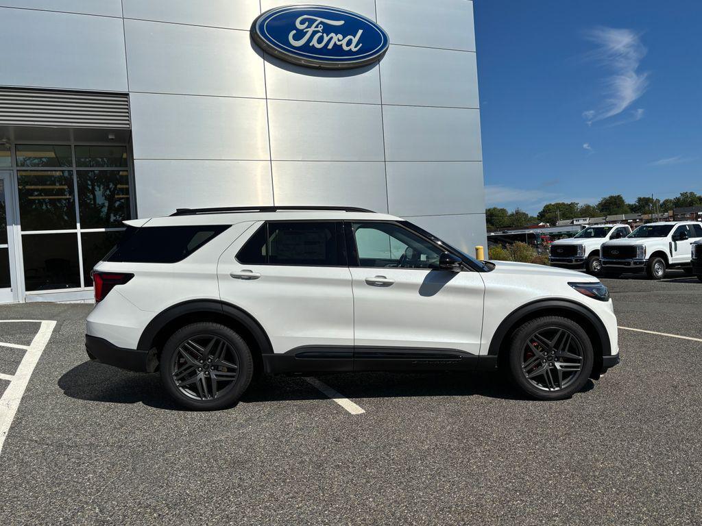 new 2025 Ford Explorer car, priced at $57,843
