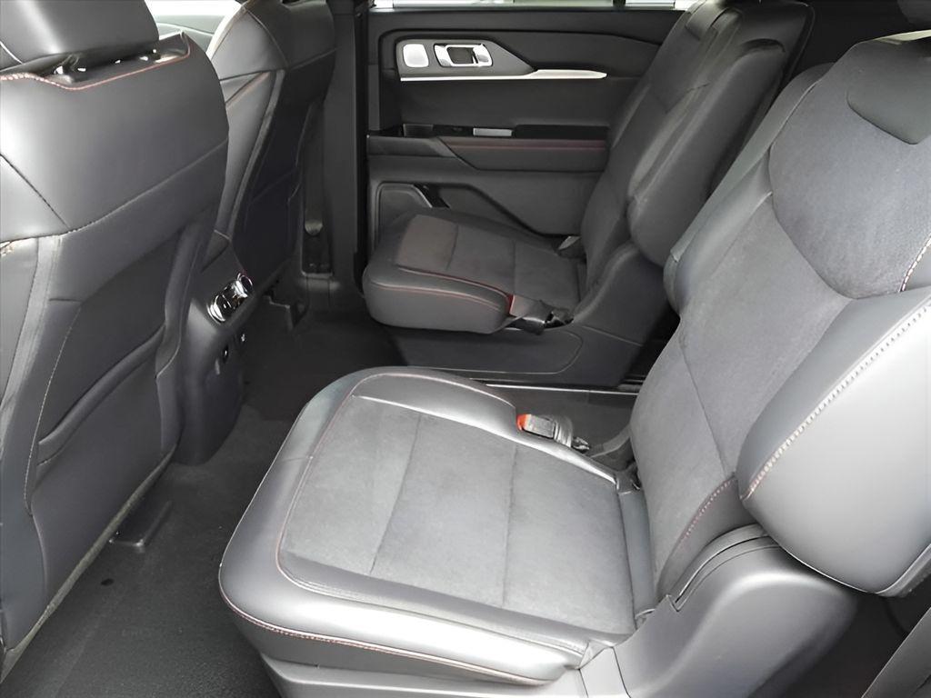 new 2025 Ford Explorer car, priced at $57,843