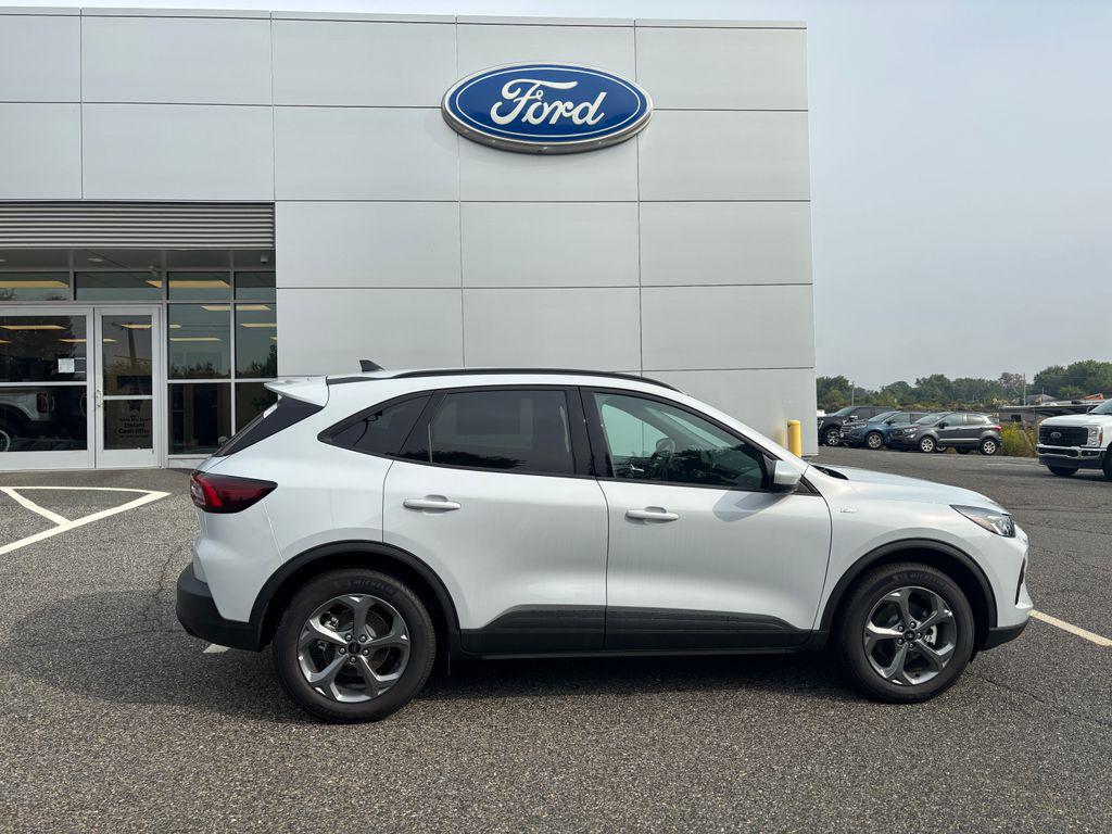 new 2025 Ford Escape car, priced at $30,561