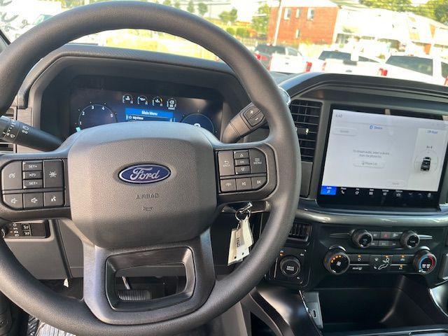 new 2025 Ford F-150 car, priced at $47,360
