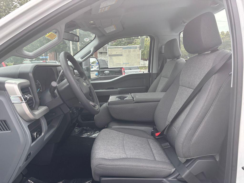 new 2024 Ford F-350 car, priced at $45,013