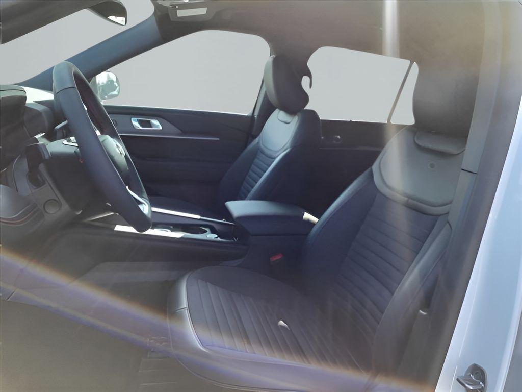 new 2025 Ford Explorer car, priced at $46,230