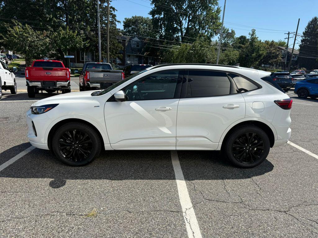used 2023 Ford Escape car, priced at $30,641