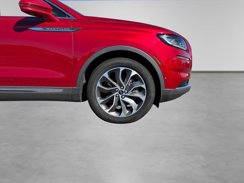 used 2021 Lincoln Nautilus car, priced at $27,500