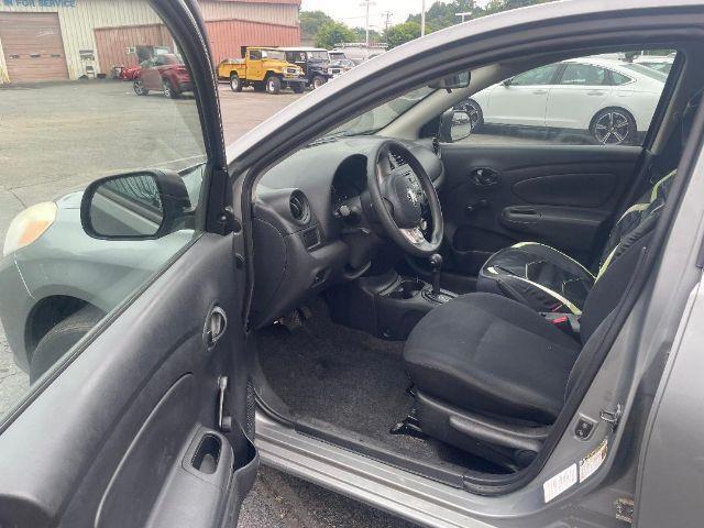 used 2013 Nissan Versa car