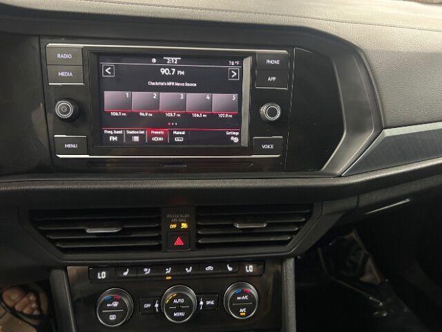 used 2022 Volkswagen Jetta car, priced at $17,300