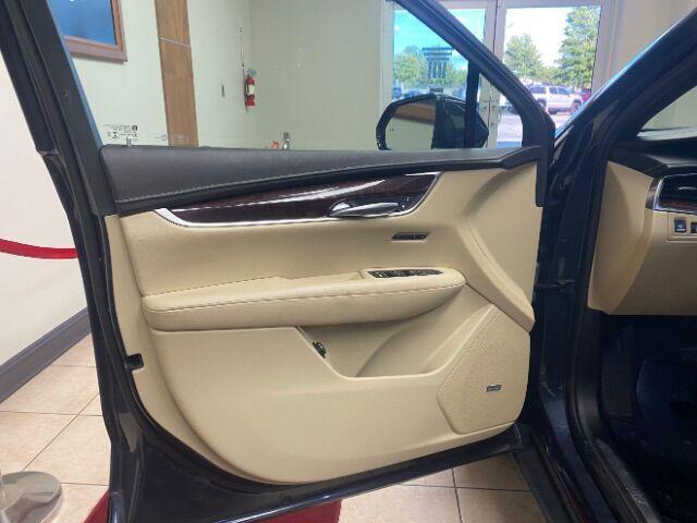 used 2018 Cadillac XT5 car, priced at $20,300