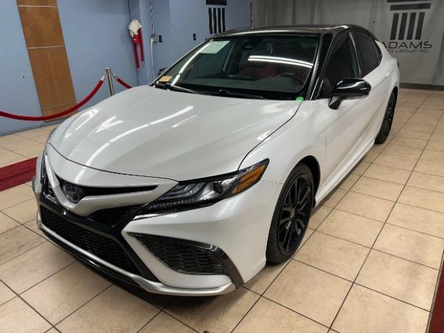 used 2023 Toyota Camry Hybrid car, priced at $31,400